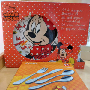 Set de desayuno Disney con cubiertos Infantiles